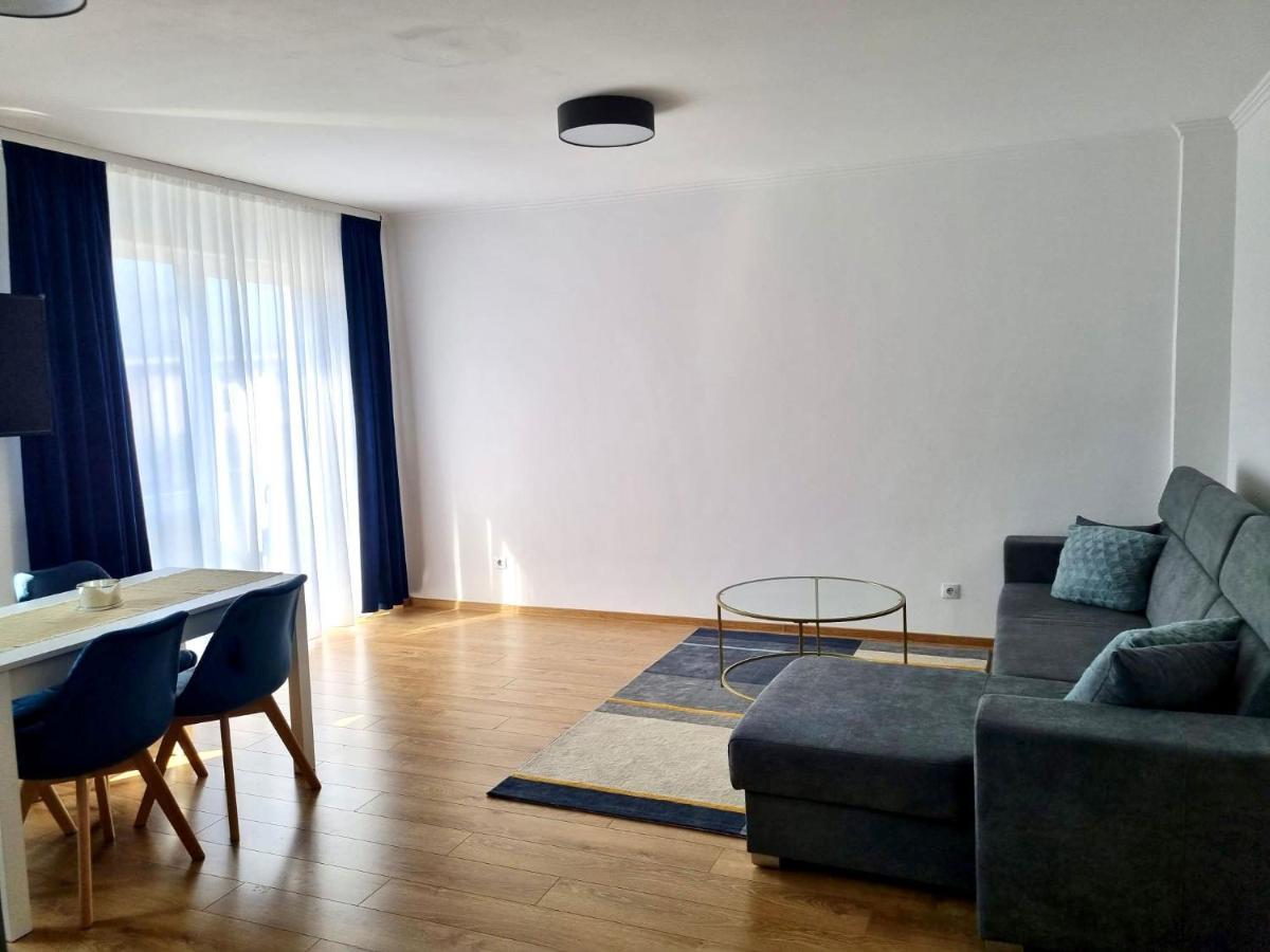 Lily Central Apartment With Free Parking Târgu-Mureş Екстериор снимка